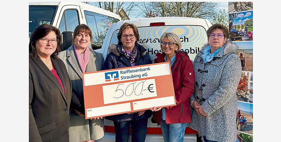 Foto Übergabe Spende
